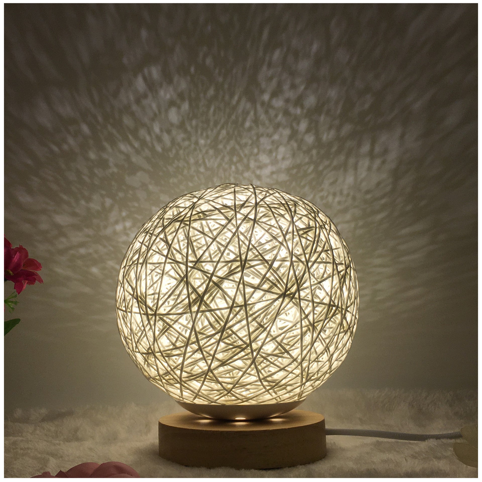 Creative Table Lamp - EverybodyBuying