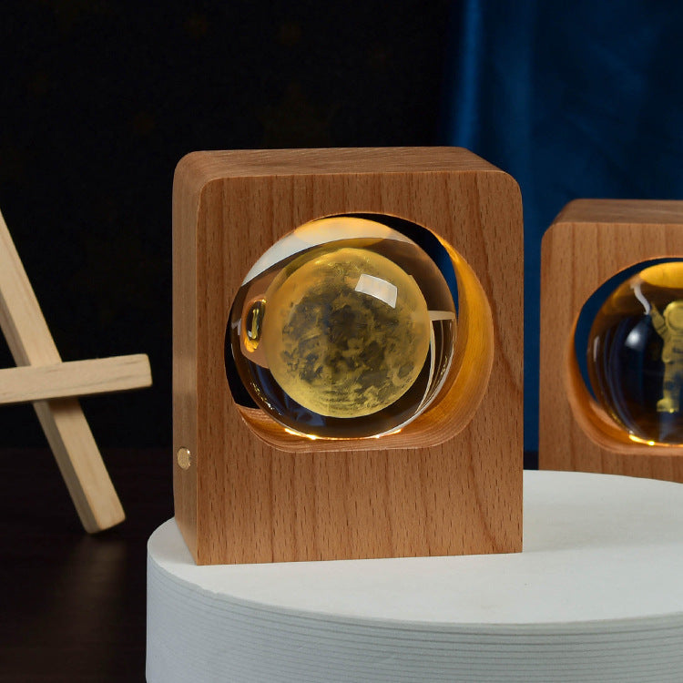 Crystal Ball Night Light - EverybodyBuying